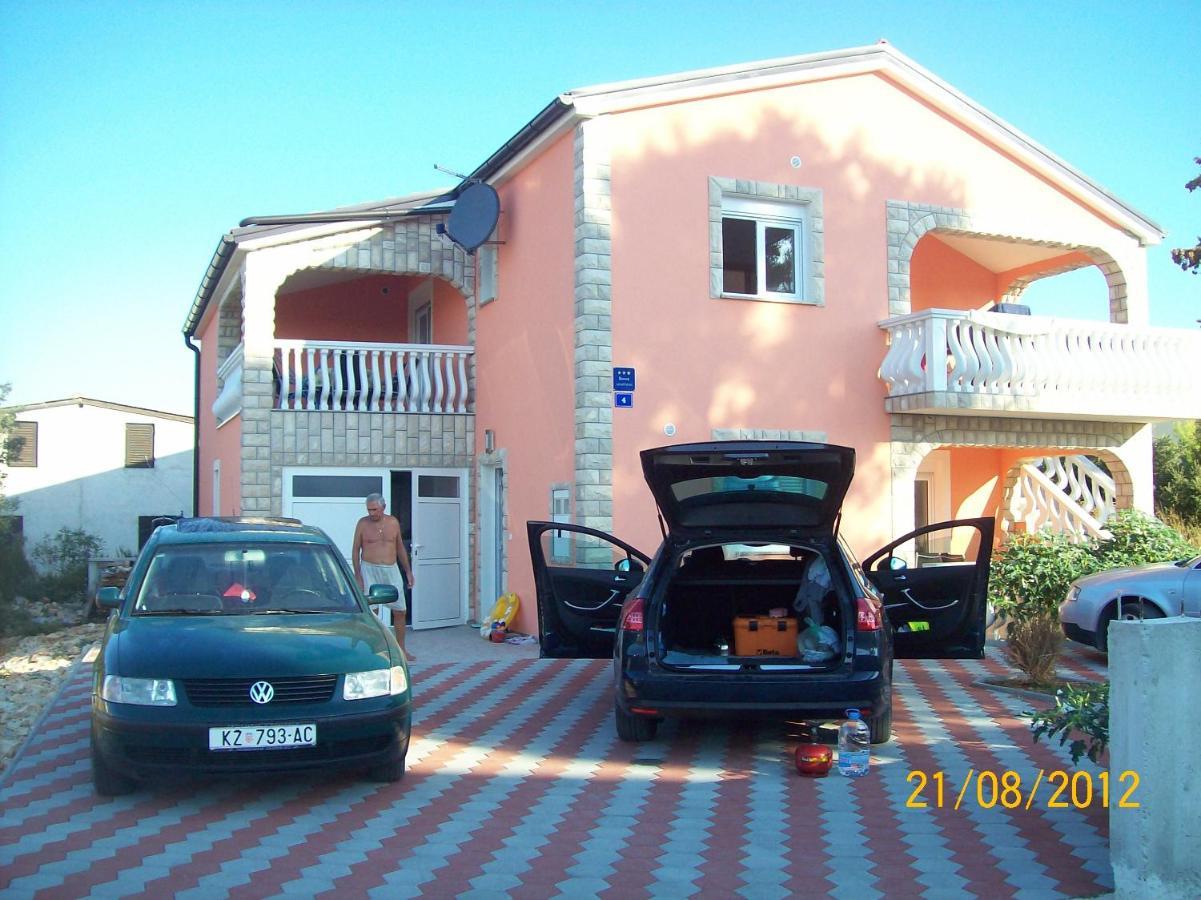 Apartments With A Parking Space Vir - 17422 Exteriör bild