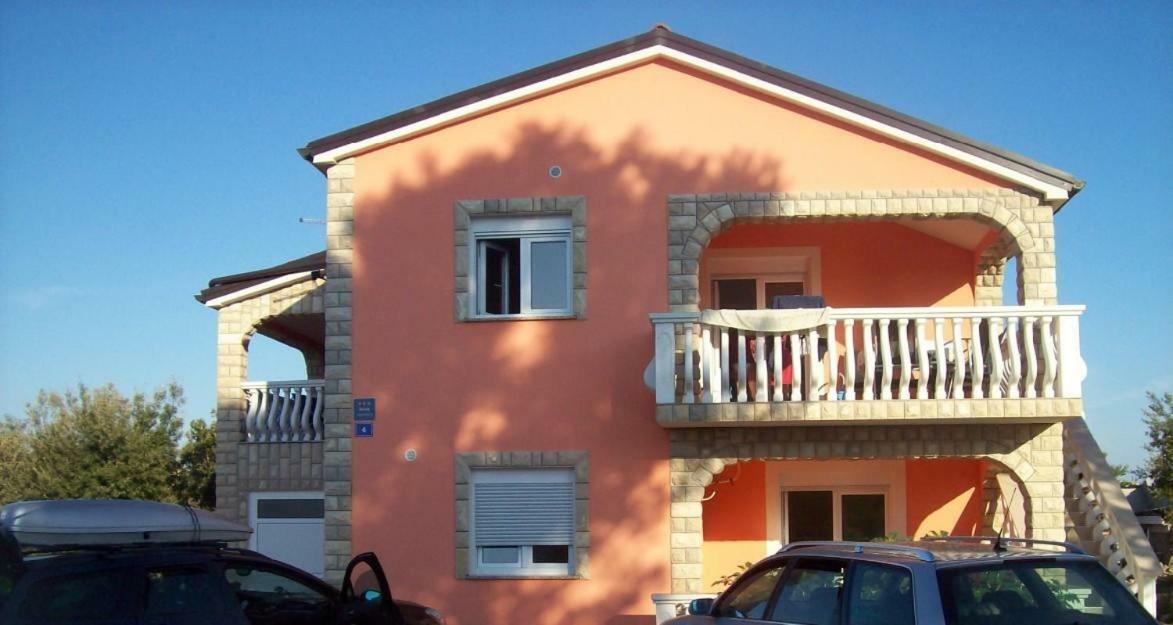 Apartments With A Parking Space Vir - 17422 Exteriör bild